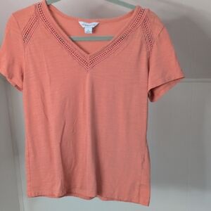 Liz Claborne Coral Short Sleeve V-Neck Top